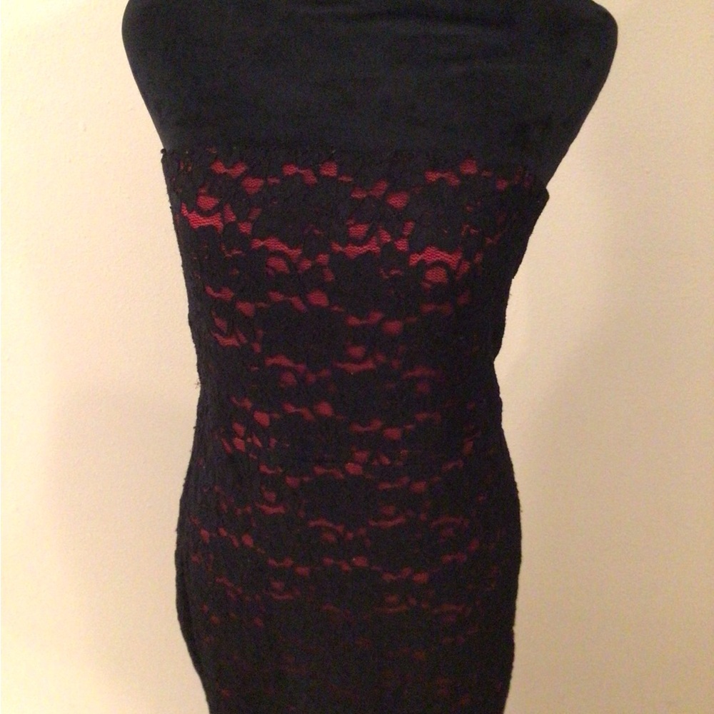 EXPRESS Dress Black/Red lining.  Beautiful Size 10